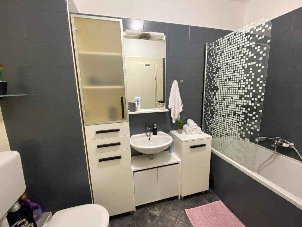 זאגרב Affordable Apartments 8 מראה חיצוני תמונה