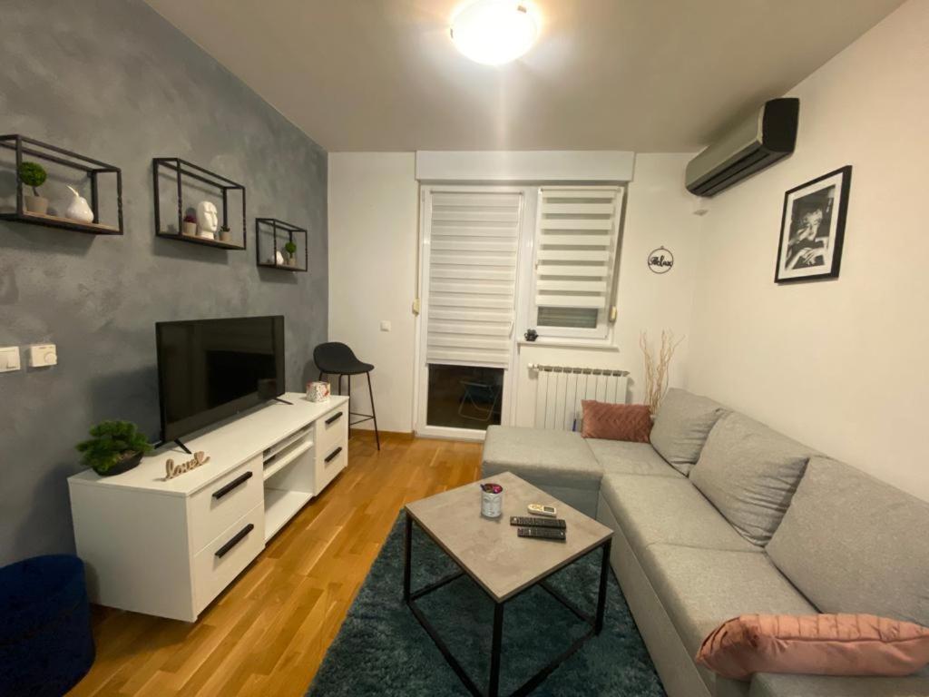 זאגרב Affordable Apartments 8 מראה חיצוני תמונה